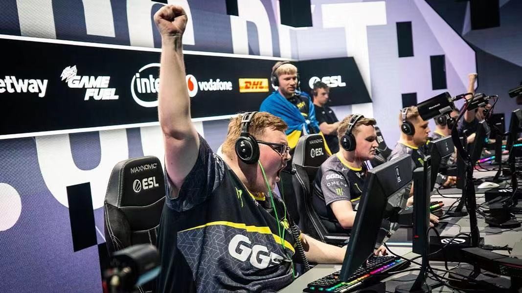 舞台上展现 舞台上展现