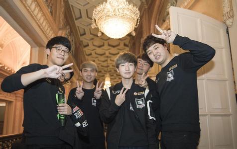 他重新引入 他重新引入